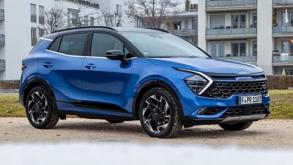 Sportage, CX-5, Karoq, Tundra и другие: июль-декабрь 2021, наши рендеры и реальность