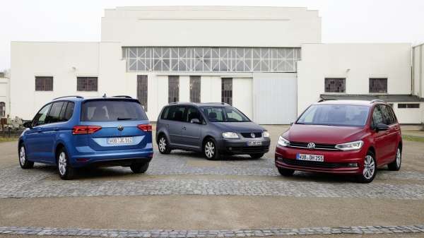 VW Touran отмечает 20-летие обновками: больше сенсоров в салоне и богаче оснащение