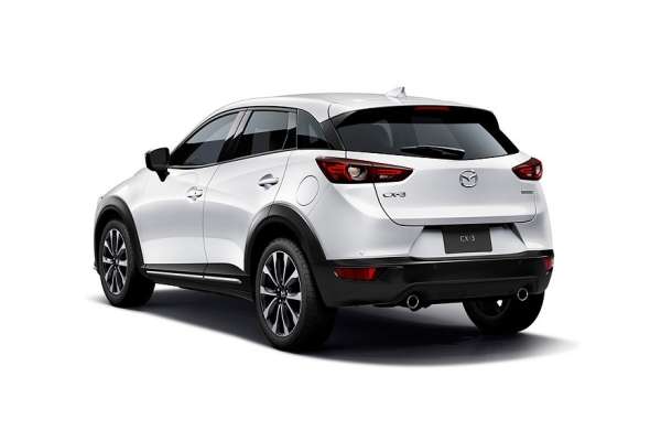 Кроссовер Mazda CX-3 нового модельного года: планшет побольше и отказ от механики