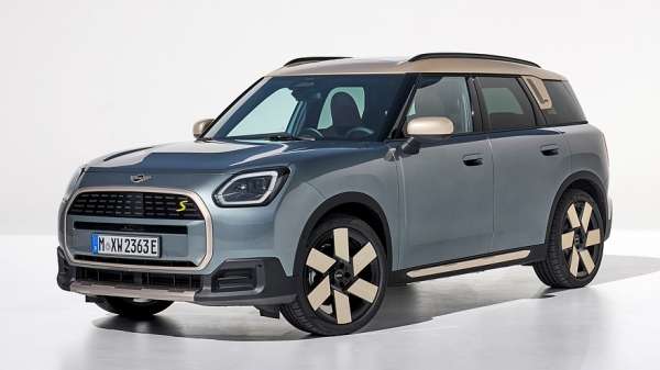 Новые Mini Cooper и Countryman: без хрома, без щитка приборов и с тряпочным салоном