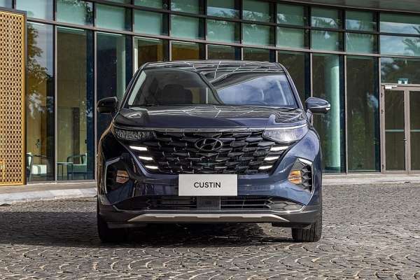 Непопулярный минивэн Hyundai Custo вышел на новый рынок под другим именем