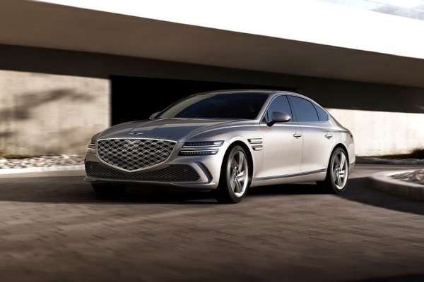 Обновлённый седан Genesis G80 предложен с прежними моторами