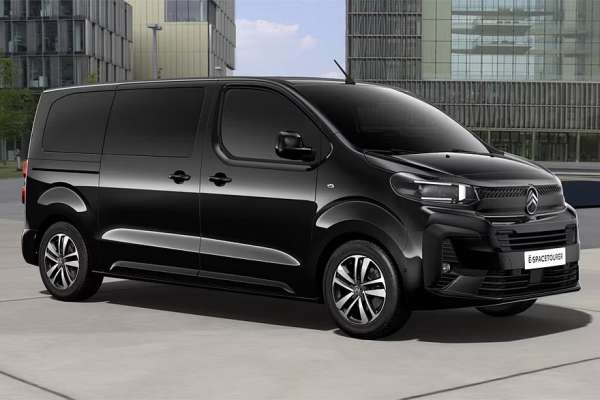 Citroen SpaceTourer перешёл на новый фирменный стиль и стал богаче