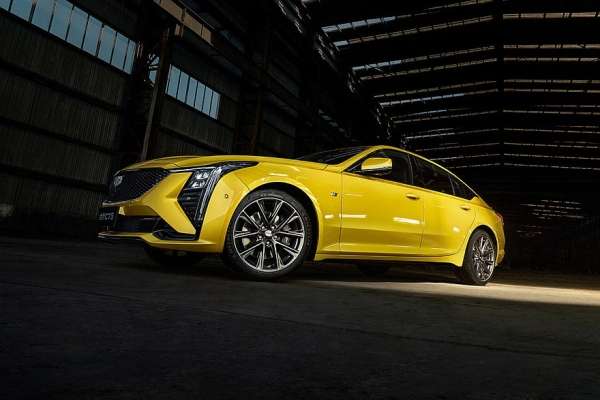 Ещё один обновлённый Cadillac CT5: без V6, но продаётся даже лучше