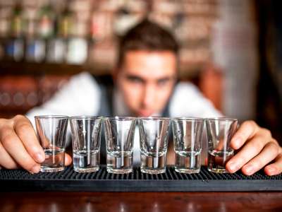 Генетики определили  характеристики людей,  склонных к алкоголизму